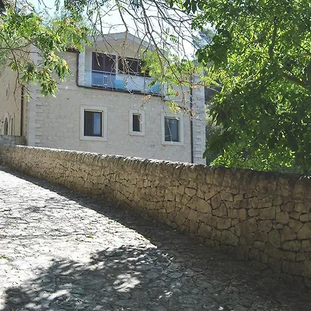 Alloggio per agriturismo 'a Cunziria